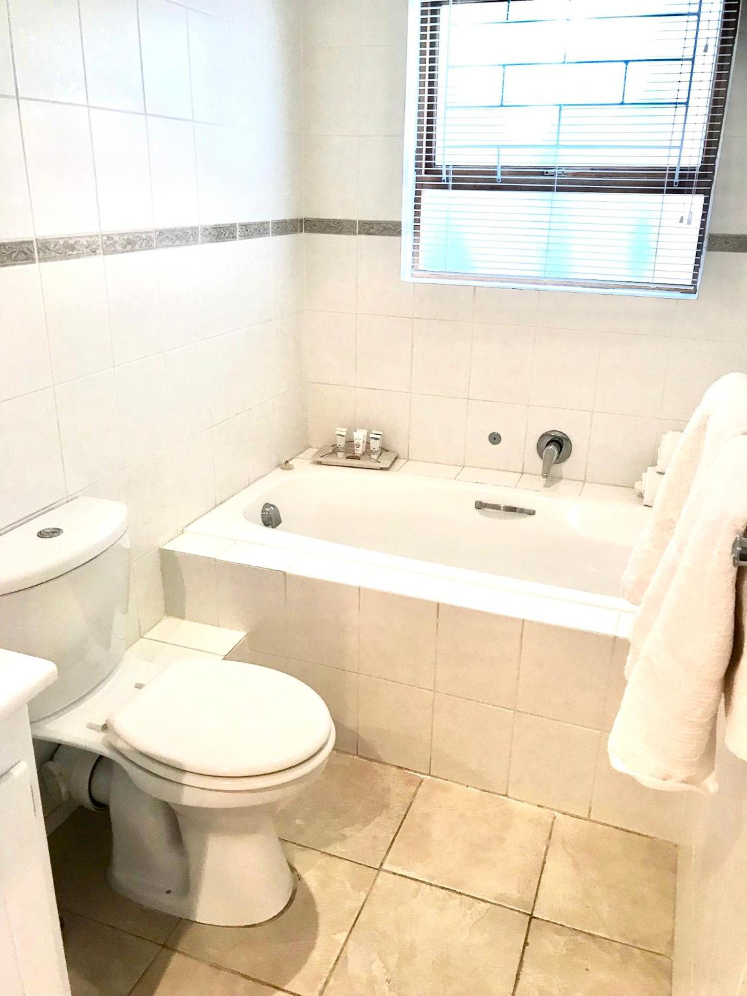 10Vdw Self Catering Apartments Durbanville Exteriér fotografie