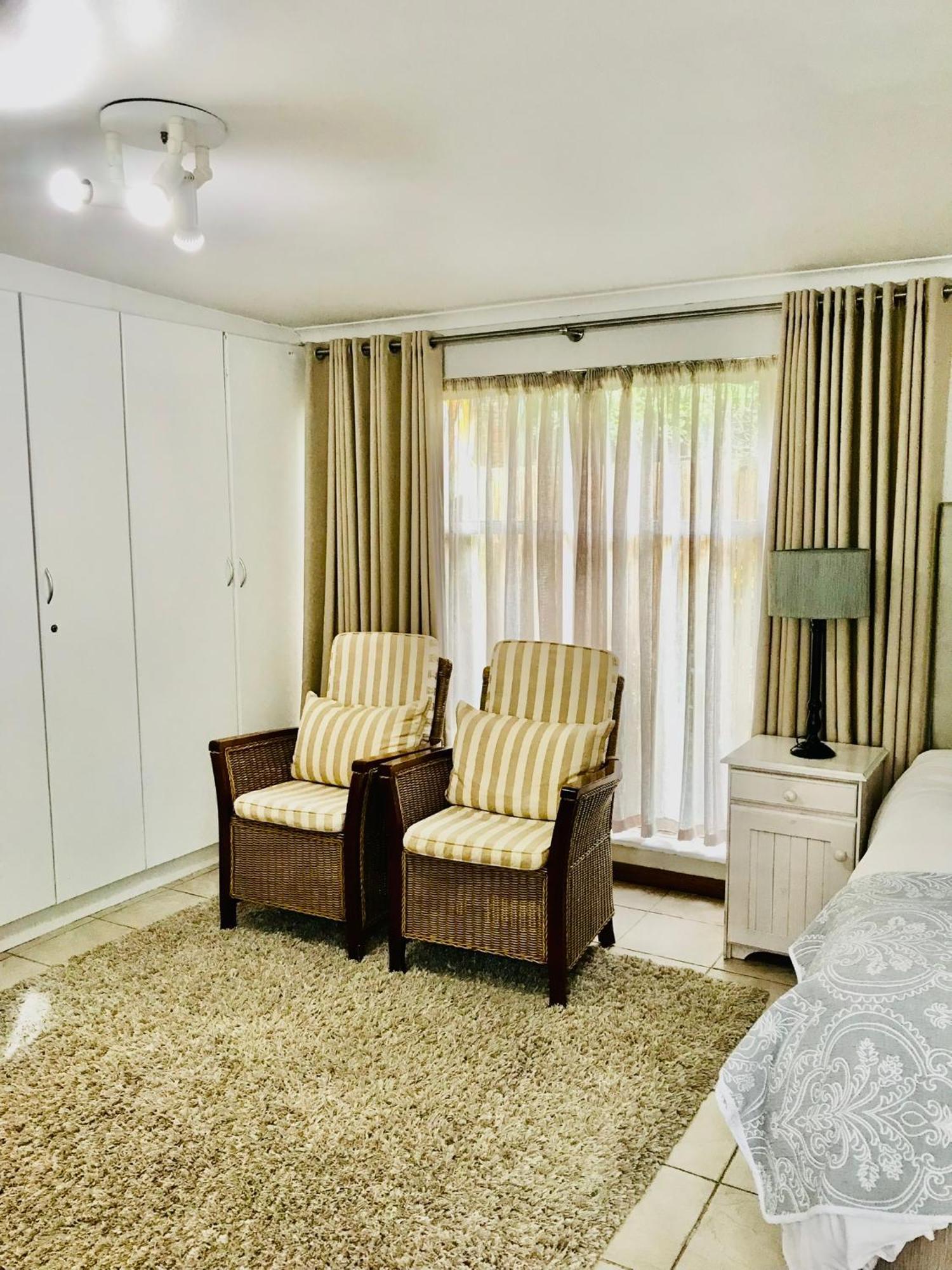 10Vdw Self Catering Apartments Durbanville Exteriér fotografie